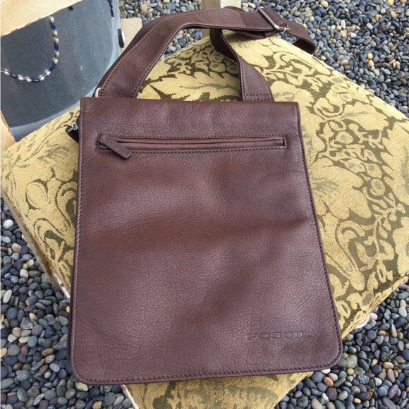 Fossil NWOT Crossbody Bag - Picture 2 of 9